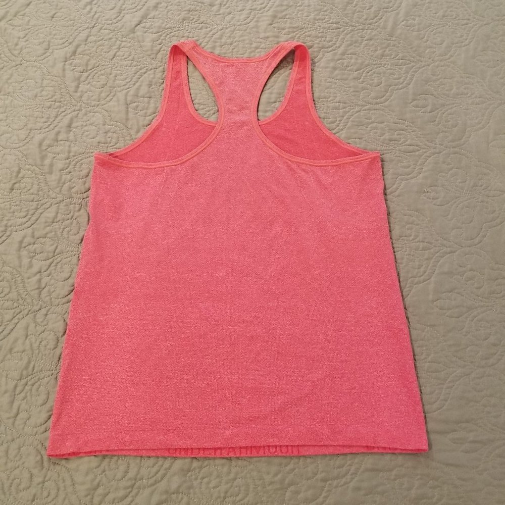 Under Armour Women's Razor Back Workout Tank - Picture 5 of 8